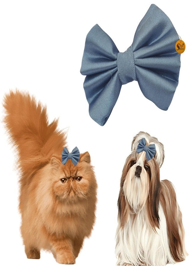 سايج سكوير مشابك شعر مربعة الشكل للحيوانات الأليفة من سيج | فيونكة يدوية الصنع للكلاب والقطط | فيونكة أنيقة على شكل عقدة علوية | إكسسوار فاخر للعناية بالحيوانات الأليفة | فيونكة شعر أنيقة لحفلات الزفاف والمهرجانات وأعياد الميلاد | هدية مثالية (أزرق فاتح) - Image 1